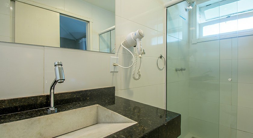 habitacion-luxo-triple-hotel-pousada-aroma-do-mar-64728.jpg