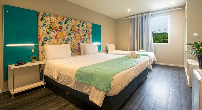 habitacion-luxo-triple-hotel-pousada-aroma-do-mar-72729.jpg