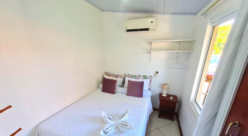 habitacion-p1-flat-for-05-people-pousada-solar-de-geriba-87138.jpg
