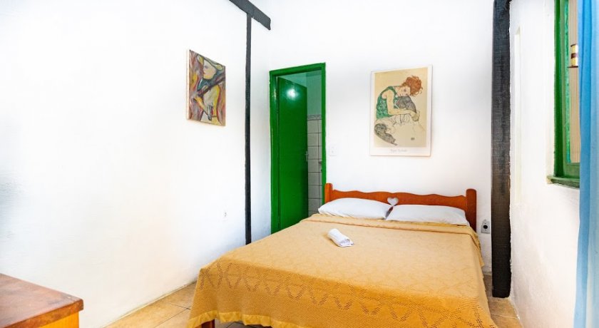 habitacion-p1-double-room-with-private-bathroom-hostel-villas-boas-52965.jpg