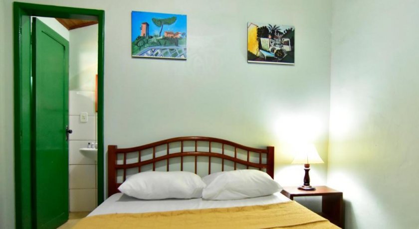 habitacion-p1-double-room-with-private-bathroom-hostel-villas-boas-96352.jpg